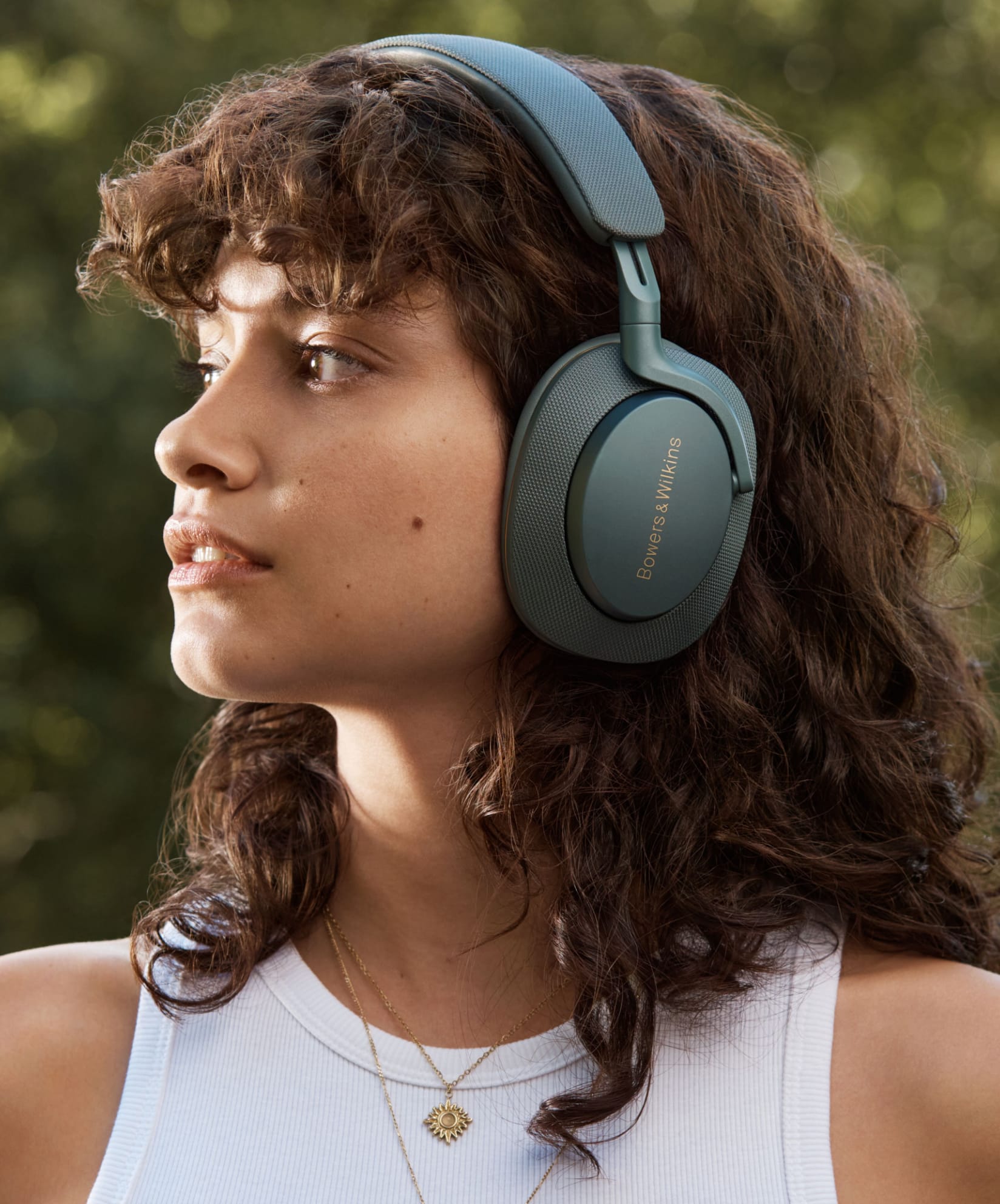 Bowers & Wilkins Px7 S2e Elevates The Benchmark Headset With A