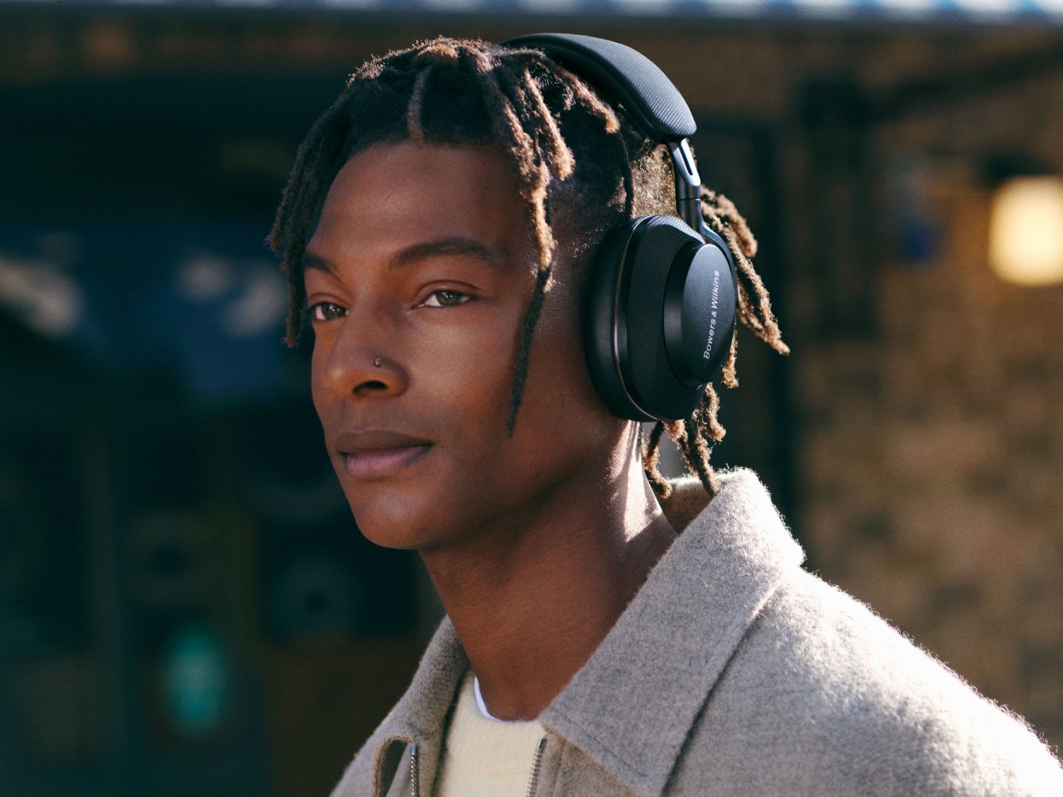 Bowers & Wilkins Px7 S2e Over-Ear Headphones (2023 Model) -  Enhanced Noise Cancellation & Transparency Mode, Six Mics, Bowers & Wilkins  Music App Compatible, 30-Hour Playback Time, Ocean Blue : Electronics